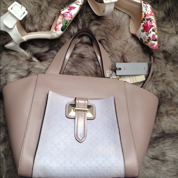 Italian Leather Handbag - Picture 3 of 8